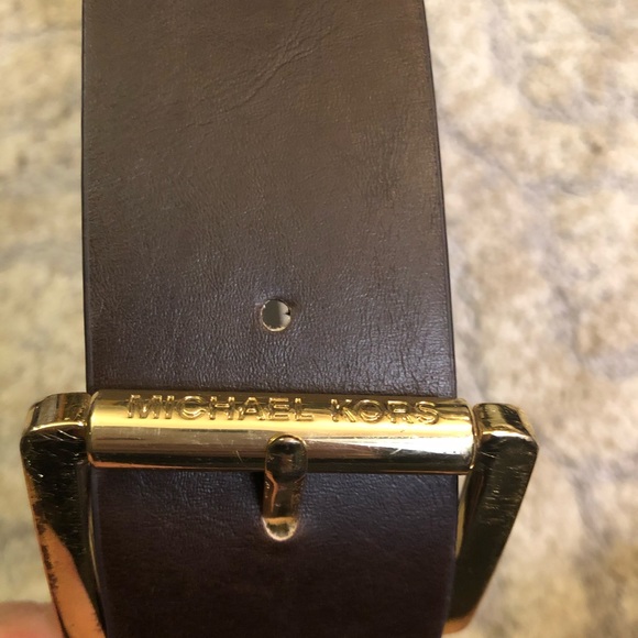 2" thick High Waist Michael Kors Belt - Picture 2 of 5